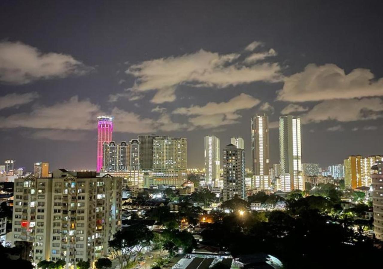 Beacon Executive Suites George Town Bagian luar foto