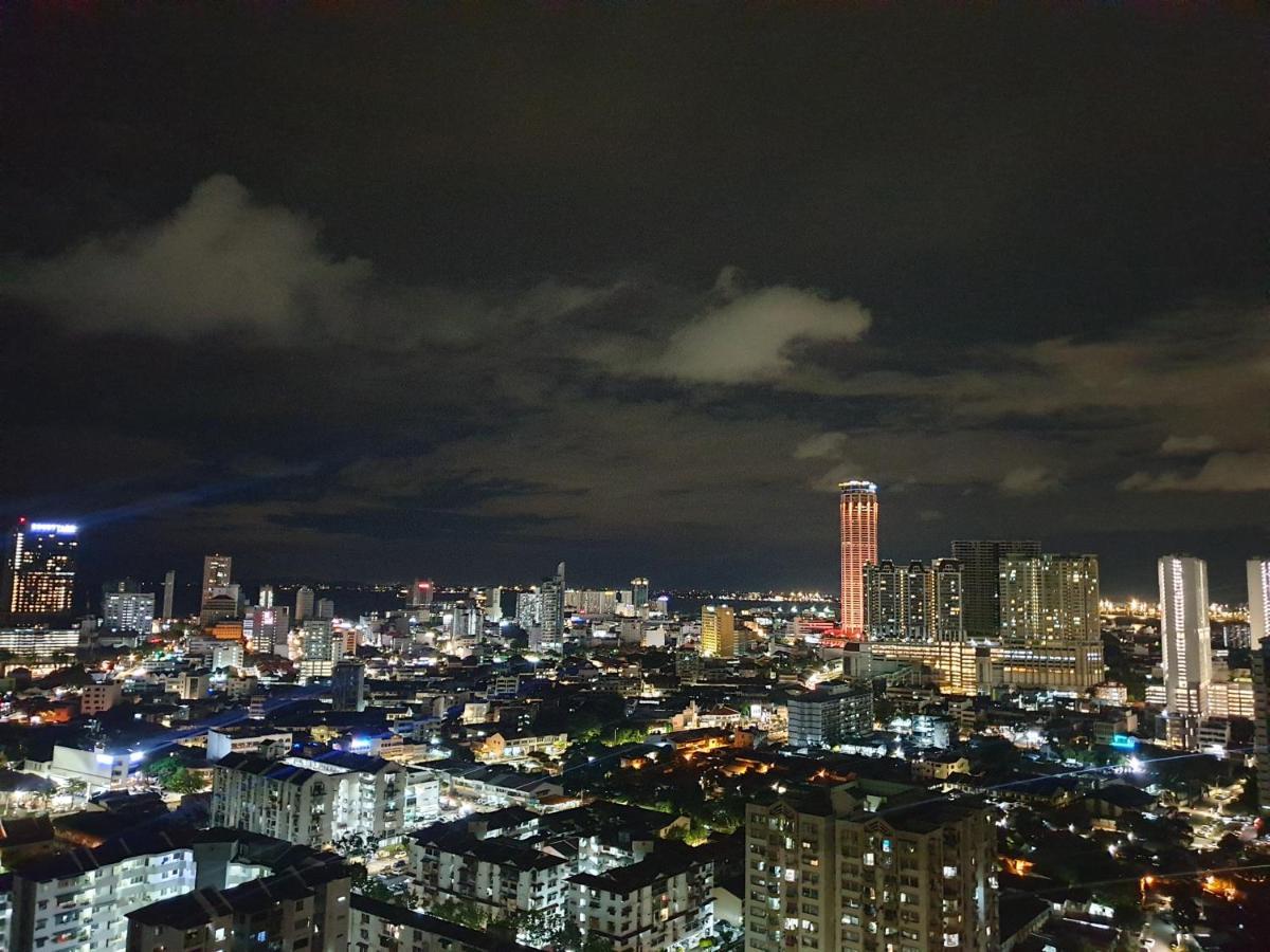 Beacon Executive Suites George Town Bagian luar foto