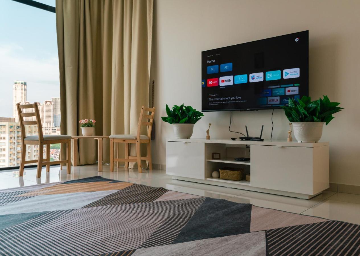 Beacon Executive Suites George Town Bagian luar foto